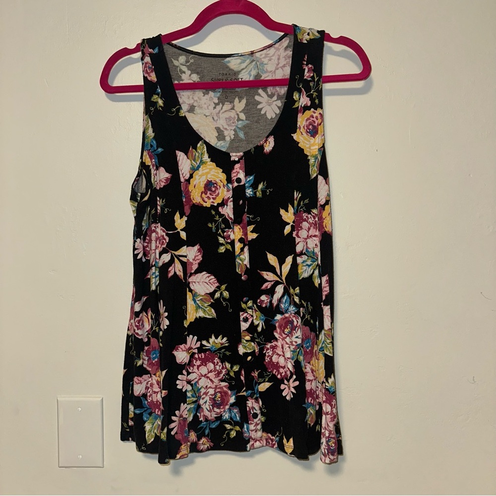 Torrid Super Soft Scoop Neck Button-Front Fit And Flare Tank